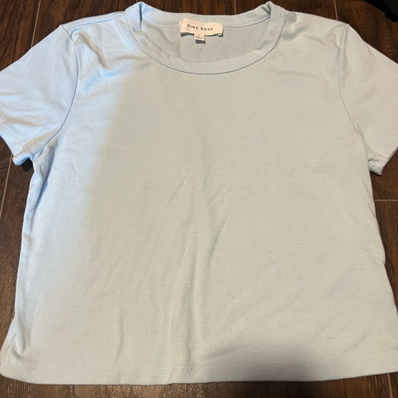 Shirts - Picture 4 of 4